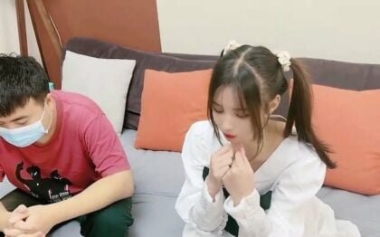 Anh trai bị phản bội đã có cô em gái xinh đẹp làm hài lòng