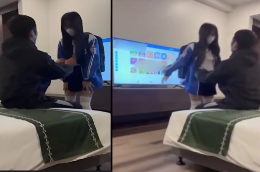 Học sinh nữ quyến rũ với bím ướt thèm khát